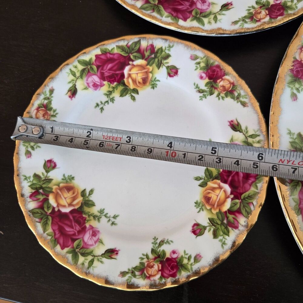 Setting 3 New Royal Albert Old Country Roses Plates England Dinner Salad bread - Picture 7 of 9